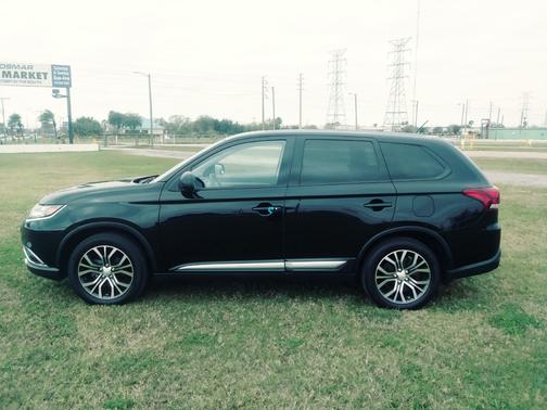 2016 Mitsubishi Outlander ES