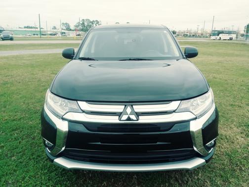 2016 Mitsubishi Outlander ES
