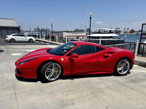 Red 2016 Ferrari 488 GTB Base