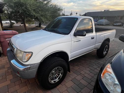 White 2000 Toyota Tacoma PreRunner