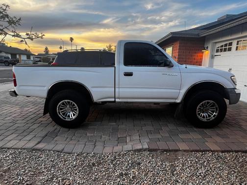 White 2000 Toyota Tacoma PreRunner