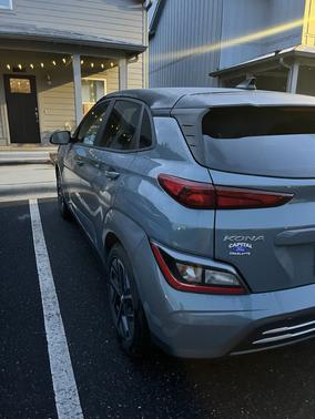 Blue 2022 Hyundai KONA EV SEL