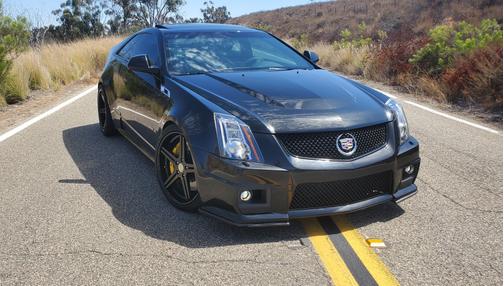 Photo 2 of 23 of 2011 Cadillac CTS-V Base