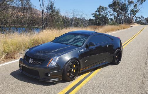 Photo 1 of 23 of 2011 Cadillac CTS-V Base