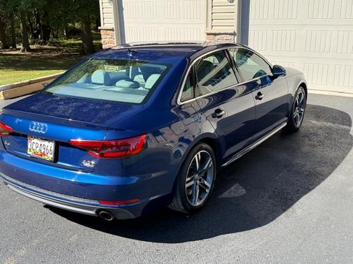 2017 Audi A4 2.0T Prestige