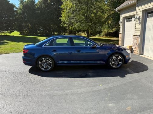 2017 Audi A4 2.0T Prestige