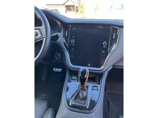 Photo 5 of 9 of 2022 Subaru Outback Wilderness