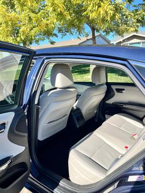 Blue 2016 Toyota Avalon Touring