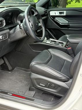 White 2021 Ford Explorer ST
