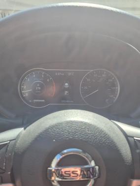 White 2020 Nissan Kicks SV