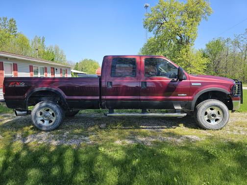 Red 2005 Ford F-350 Lariat Crew Cab Super Duty