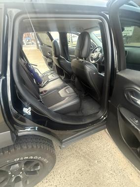 Black 2022 Jeep Cherokee Trailhawk