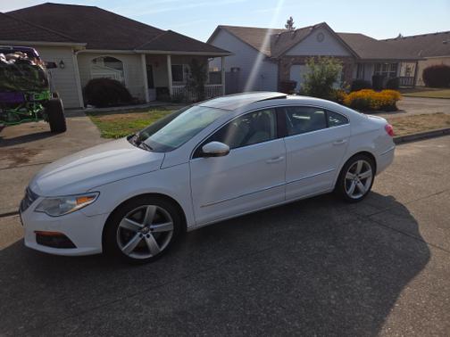 2009 Volkswagen CC VR6 4Motion