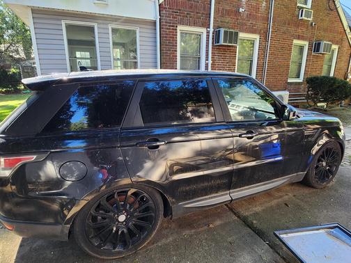Black 2016 Land Rover Range Rover Sport 3.0L Turbocharged Diesel SE Td6