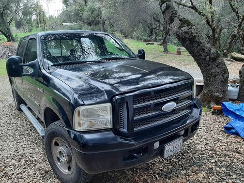 2006 Ford F-250 XLT Crew Cab Super Duty