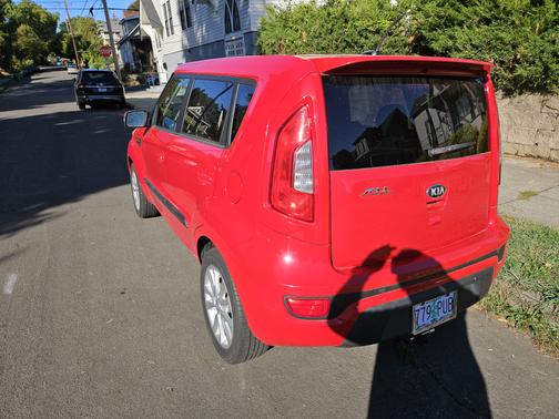 2013 Kia Soul +