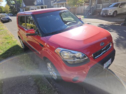 2013 Kia Soul +