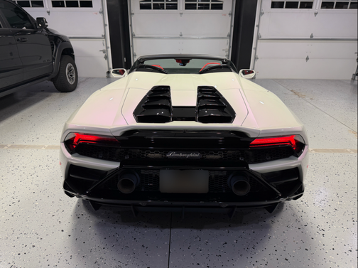 White 2024 Lamborghini Huracan EVO Base