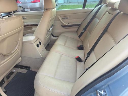 Blue 2006 BMW 325 i