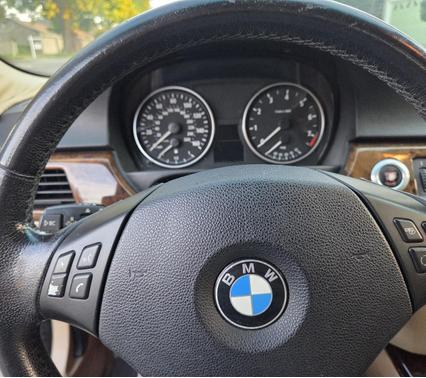 Blue 2006 BMW 325 i