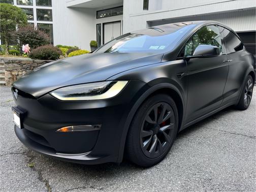 2024 Tesla Model X Plaid