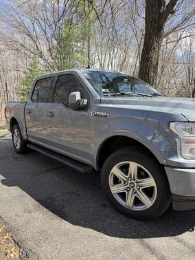 Gray 2019 Ford F-150 Lariat