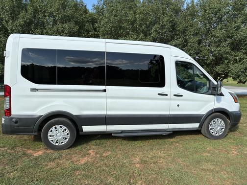 White 2017 Ford Transit-350 XLT