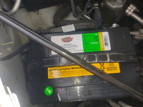 White 2018 Chevrolet Express 3500 LS