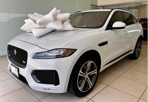 2017 Jaguar F-PACE S