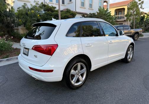 2011 Audi Q5 2.0T Premium