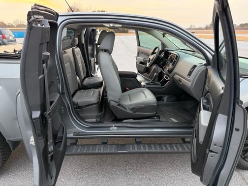 2021 GMC Canyon Elevation Standard