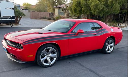 2014 Dodge Challenger SXT