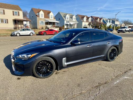 2019 Kia Stinger Premium Collection