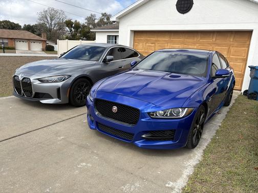 2017 Jaguar XE 35t R-Sport