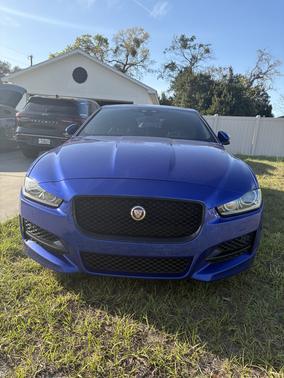 2017 Jaguar XE 35t R-Sport