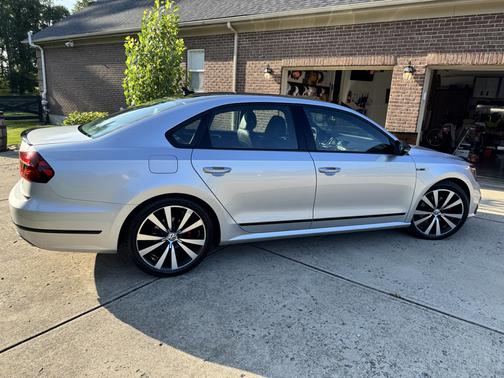 Silver 2018 Volkswagen Passat 3.6L V6 GT