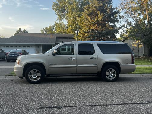 2008 GMC Yukon XL Denali