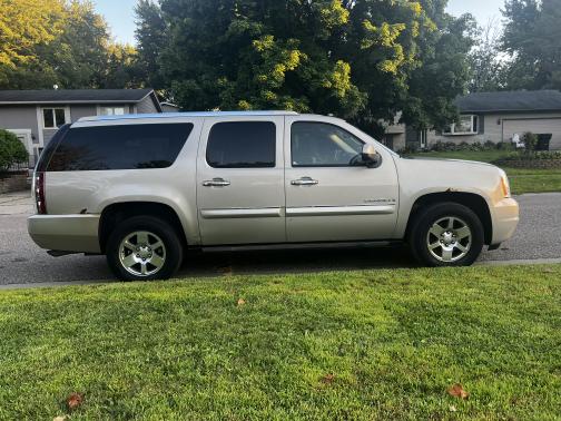 2008 GMC Yukon XL Denali
