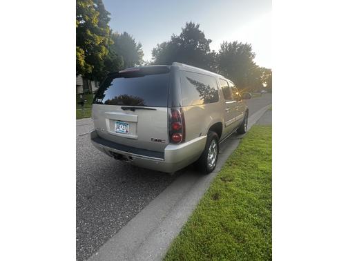 2008 GMC Yukon XL Denali
