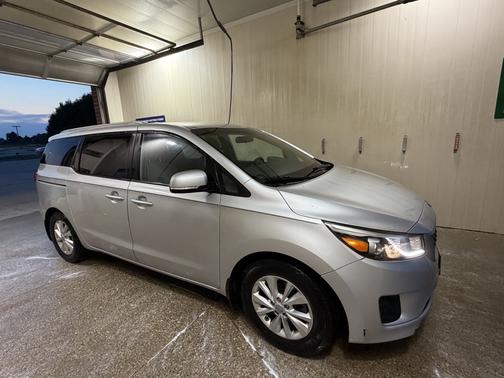 Silver 2015 Kia Sedona LX