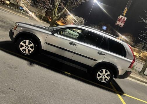 2005 Volvo XC90 2.5T