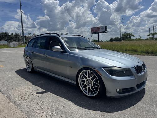 2010 BMW 328 i