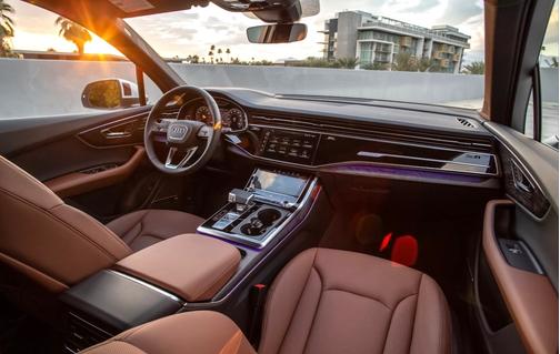 2021 Audi Q7 45 Premium Plus