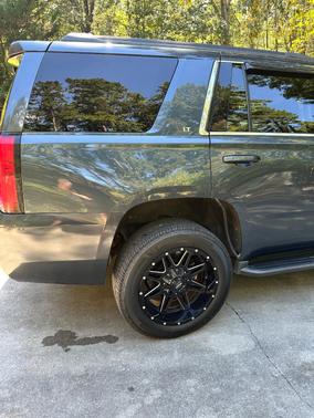 Gray 2019 Chevrolet Tahoe LT