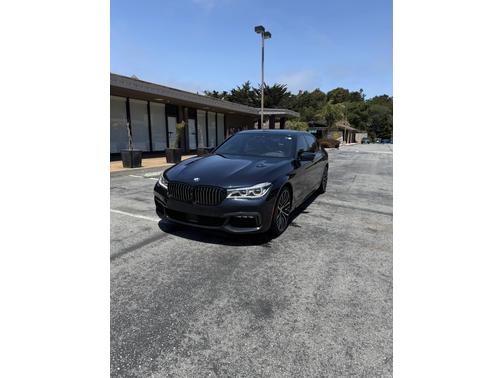 2019 BMW 750 i