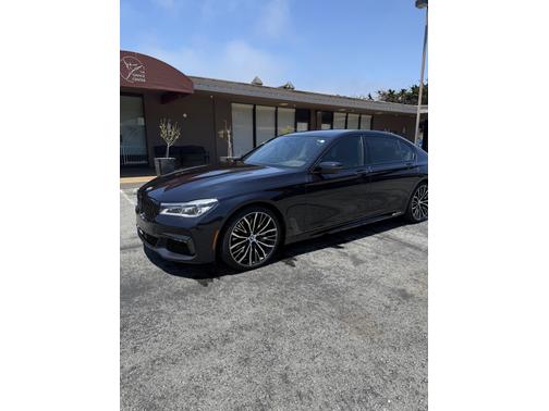 2019 BMW 750 i
