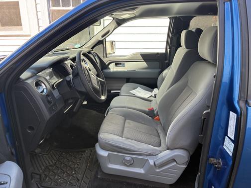 Blue 2011 Ford F-150 XLT