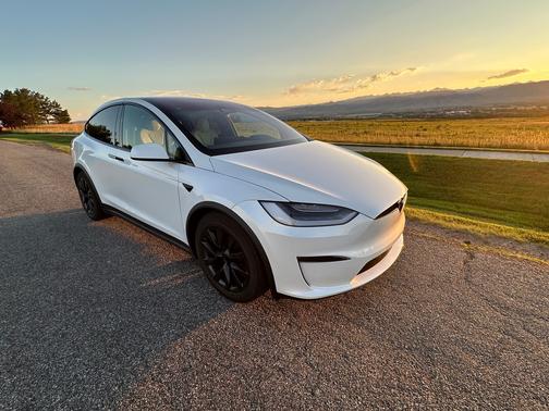 2022 Tesla Model X Long Range