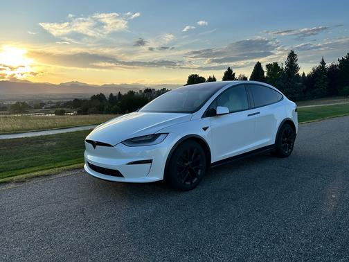 2022 Tesla Model X Long Range