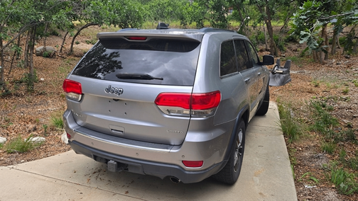 Silver 2017 Jeep Grand Cherokee Limited